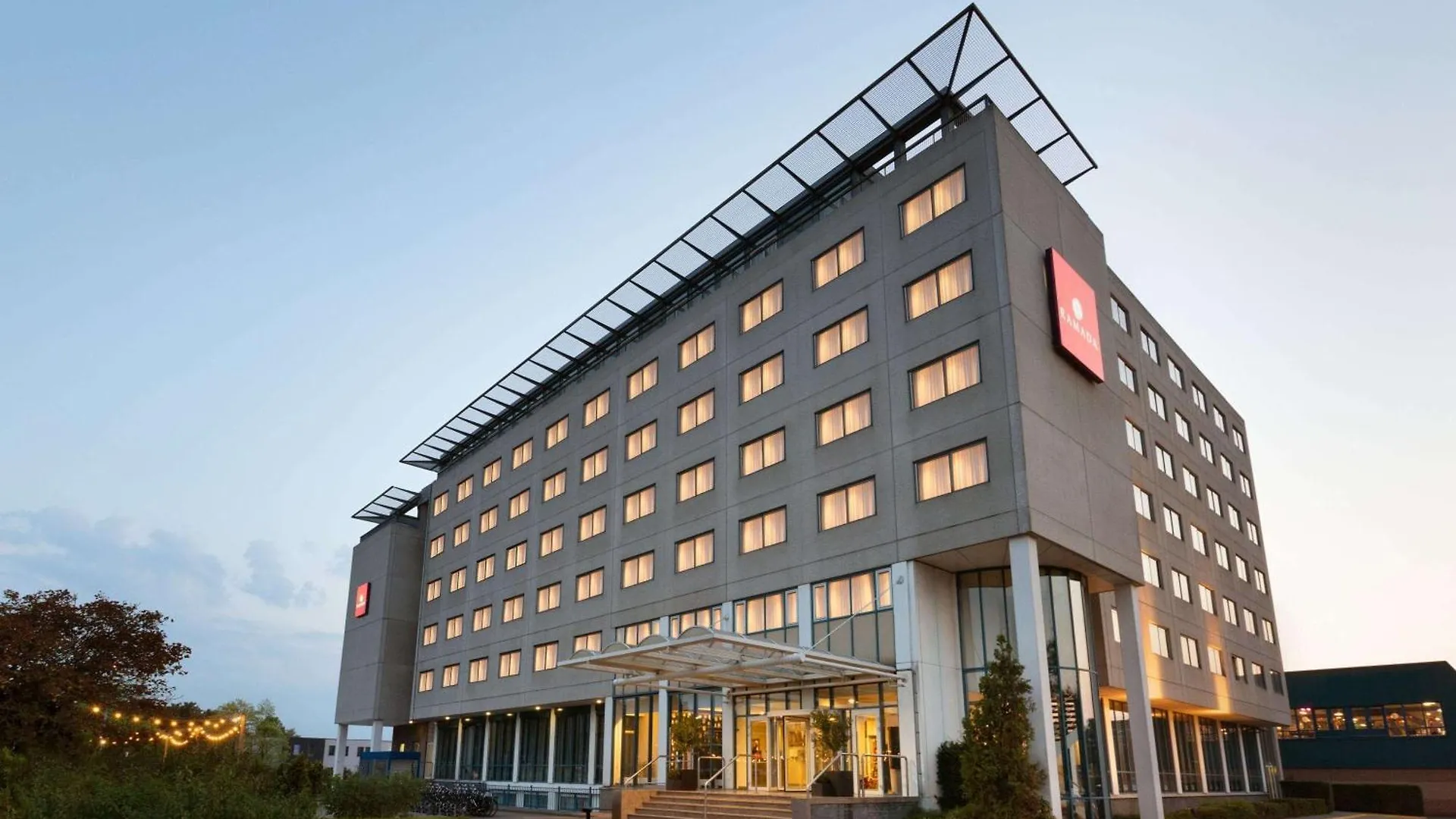 Ramada By Wyndham Amsterdam Airport Schiphol Otel Badhoevedorp