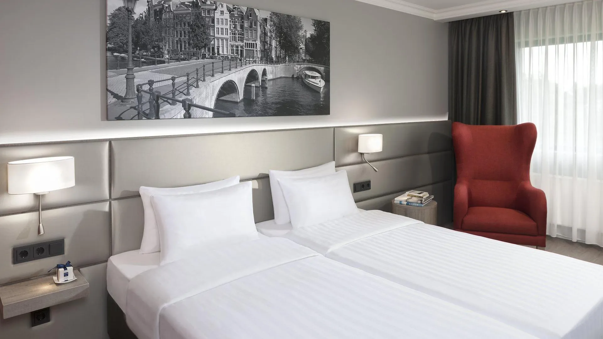 Ramada By Wyndham Amsterdam Airport Schiphol Otel Badhoevedorp 4*,